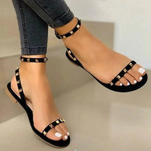 Women's buckle strap rivet sandals - Loja Ammix