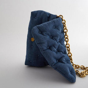 Blue oversized denim quilted shoulder bag - Loja Ammix