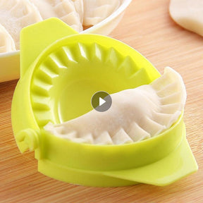 Handmade Dumpling Mold Kitchen Gadgets Supplies Kitchen Tools Dough Squeezing Plastic Dumpling Mold Chinese Pastry Dumplings - Loja Ammix