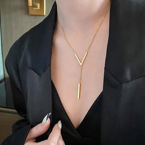Stainless steel V-shaped long sexy Clavicle Necklace Ladies and girls stainless steel Gold colour chain Necklace 2022 Party jewe - Loja Ammix