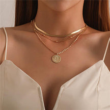 Simple Crystal Geometric Gold Color Pendant Necklace Set for Women Charms Fashion Square Rhinestone Female Vintage Jewelry 2022 - Loja Ammix