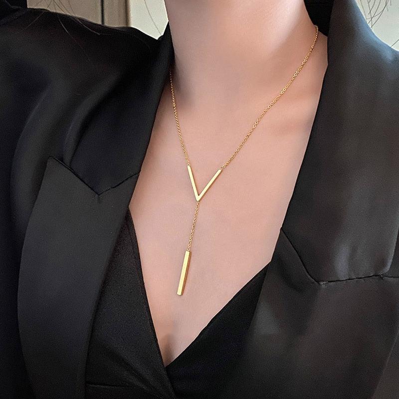 Stainless steel V-shaped long sexy Clavicle Necklace Ladies and girls stainless steel Gold colour chain Necklace 2022 Party jewe - Loja Ammix
