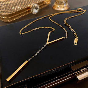 Stainless steel V-shaped long sexy Clavicle Necklace Ladies and girls stainless steel Gold colour chain Necklace 2022 Party jewe - Loja Ammix